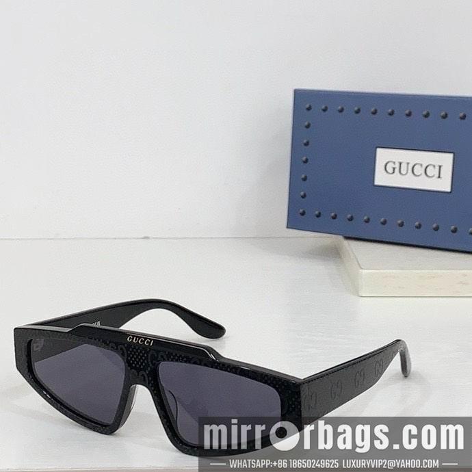 Gucci Glasses smr12