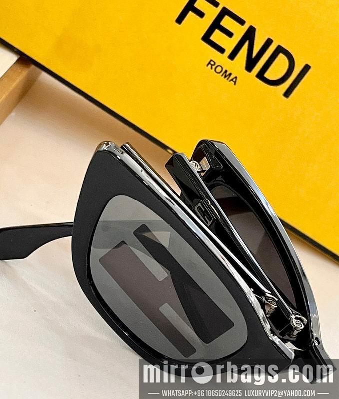 Fendi Glasses smx79