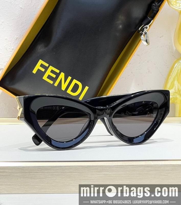 Fendi Glasses smh117