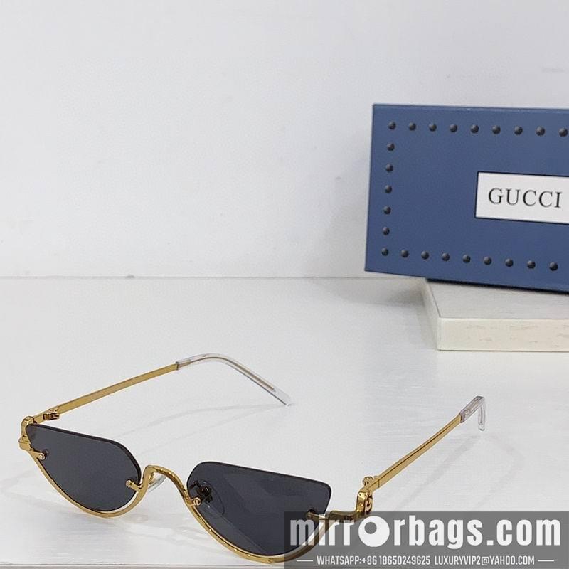 Gucci Glasses smr55