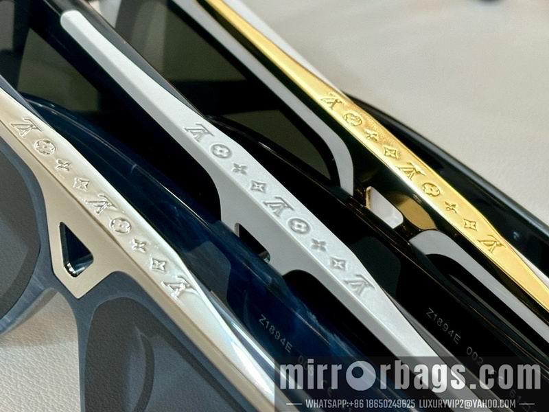 LV Glasses smr52