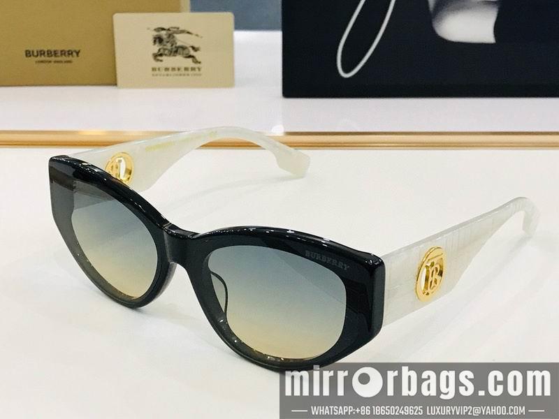 Burberry Glasses smx17