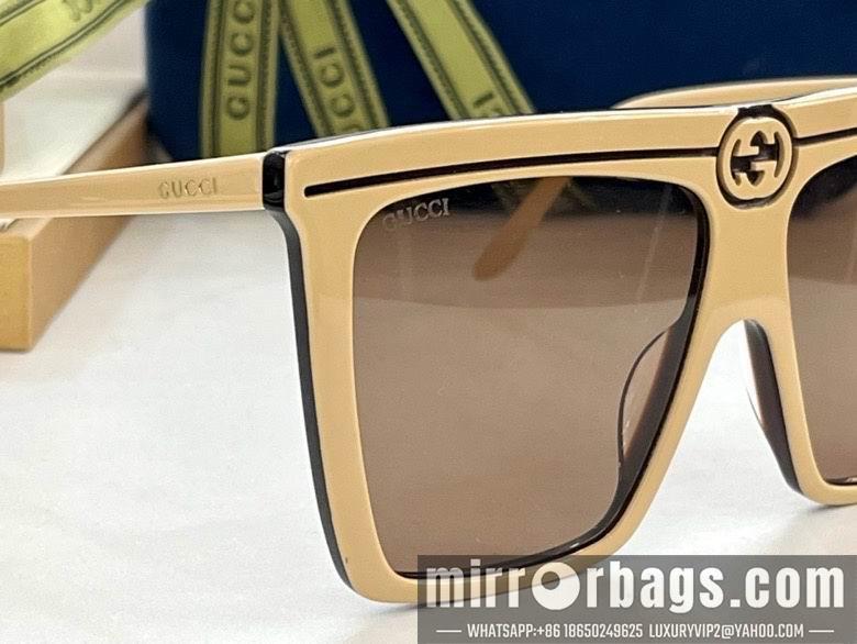 Gucci Glasses smx214