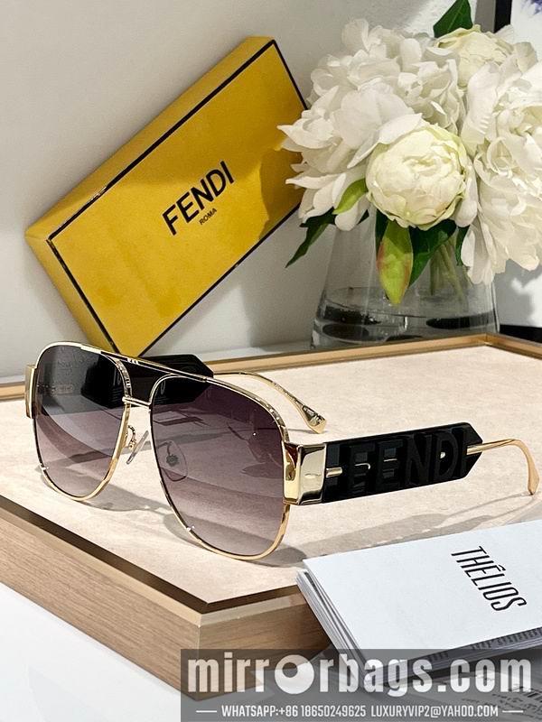 Fendi Glasses smx101