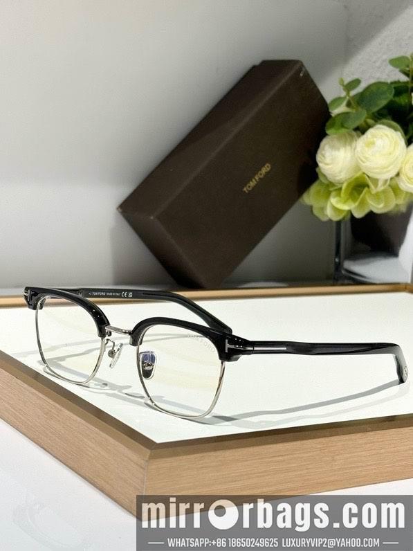 Tom Ford Glasses smx162