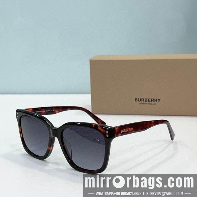 Burberry Glasses smx42