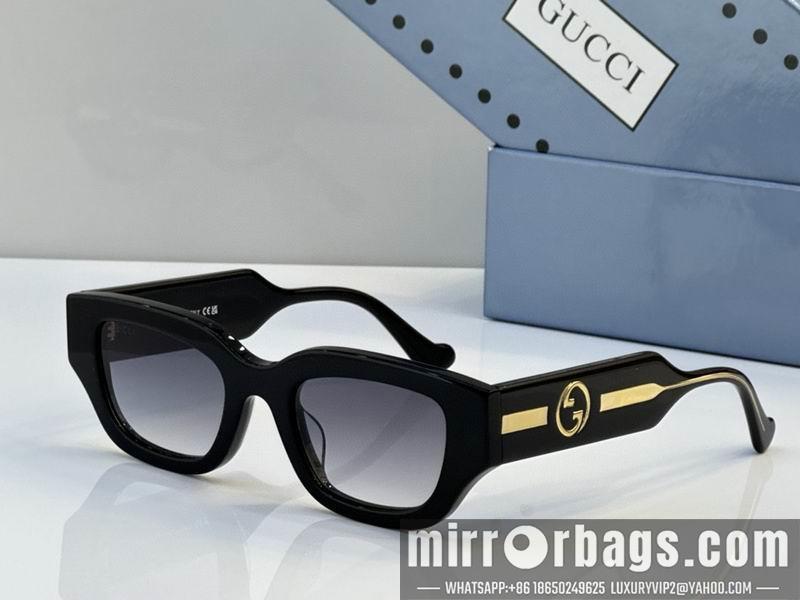 Gucci Glasses smh31