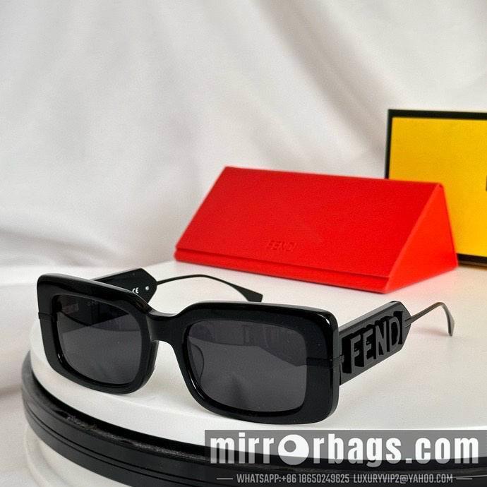 Fendi Glasses smx127