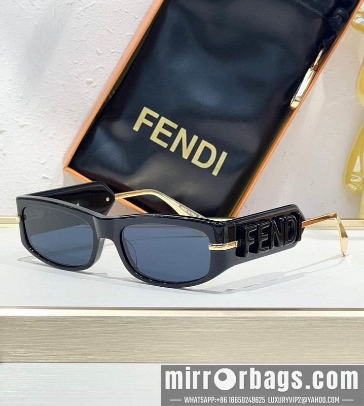 Fendi Glasses smh115
