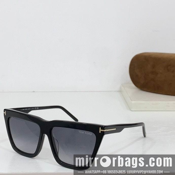 Tom Ford Glasses smx152
