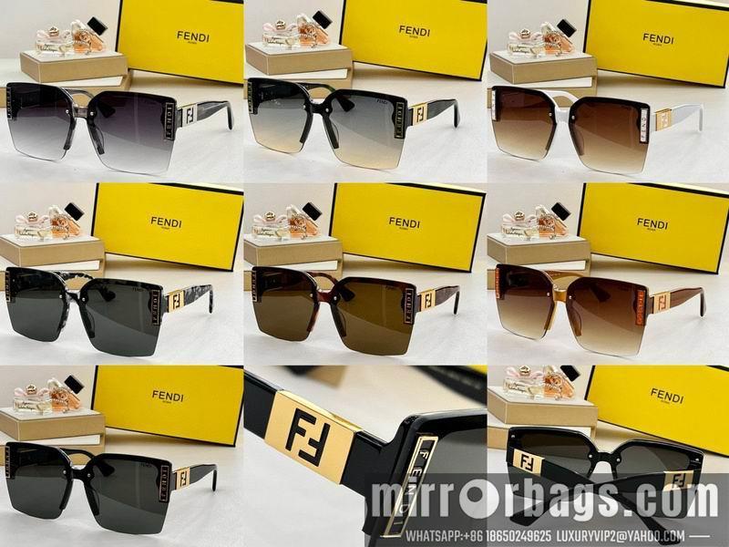 Fendi Glasses smx52