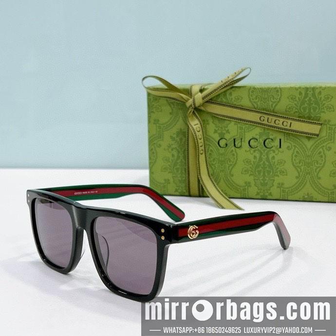 Gucci Glasses smx90