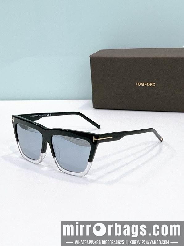 Tom Ford Glasses smx148