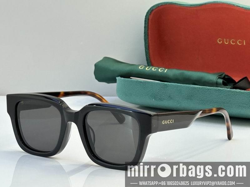 Gucci Glasses smh17