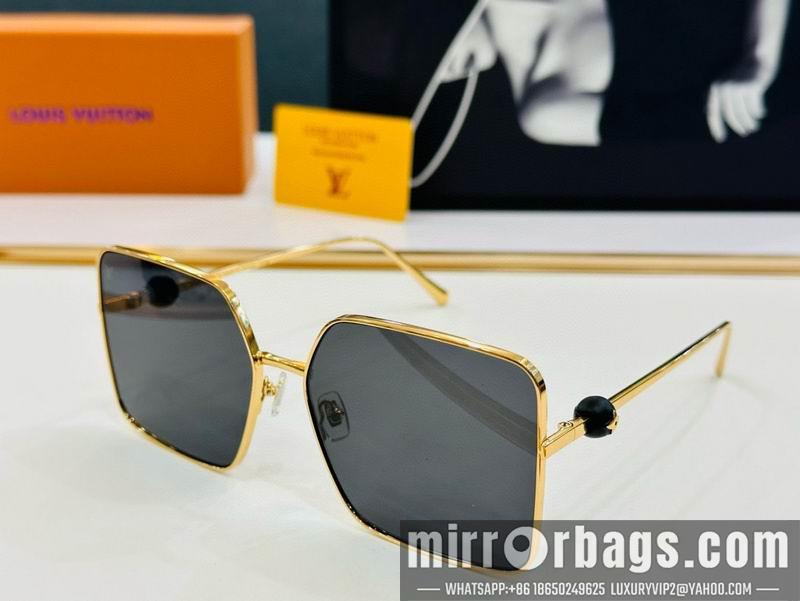LV Glasses smr39