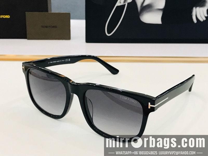 Tom Ford Glasses smx29