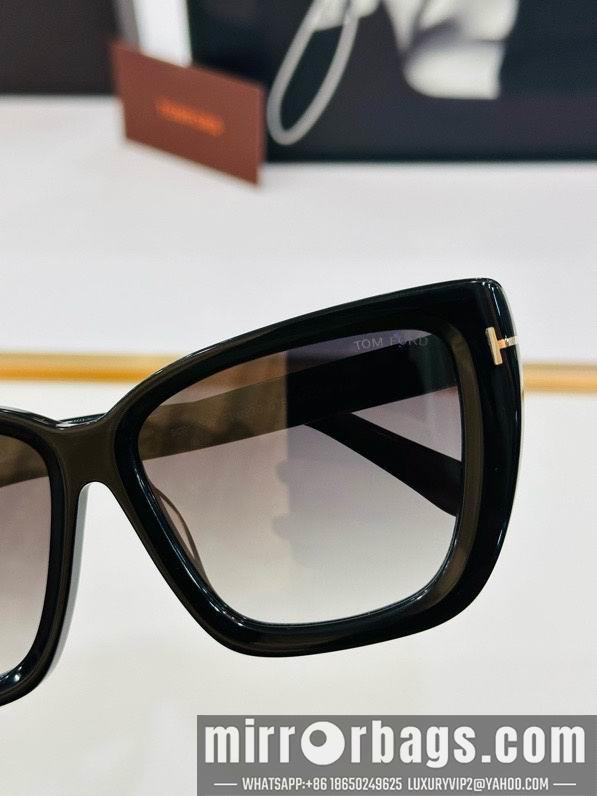 Tom Ford Glasses smx71
