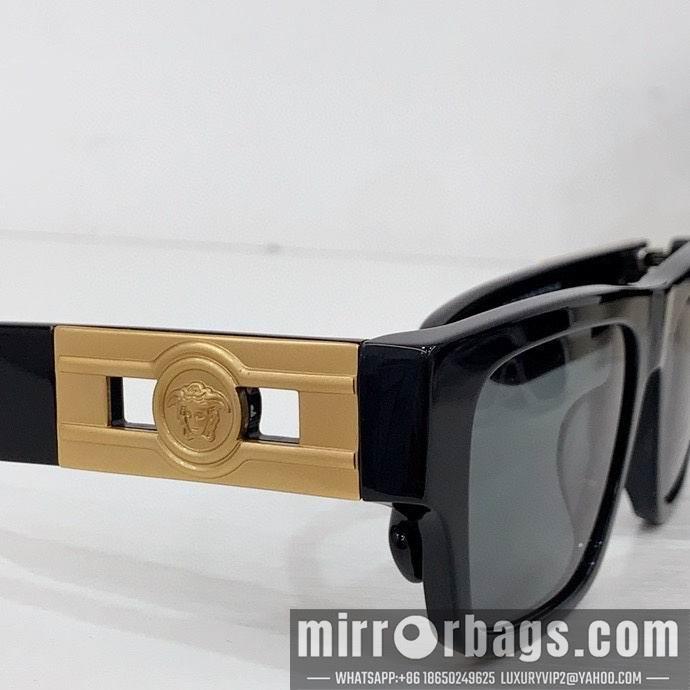 Versace Glaases smx172