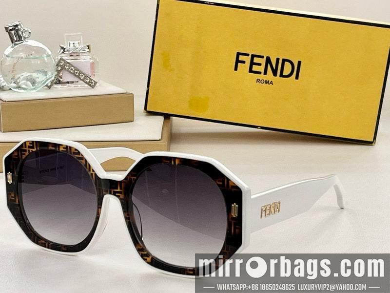 Fendi Glasses smx90
