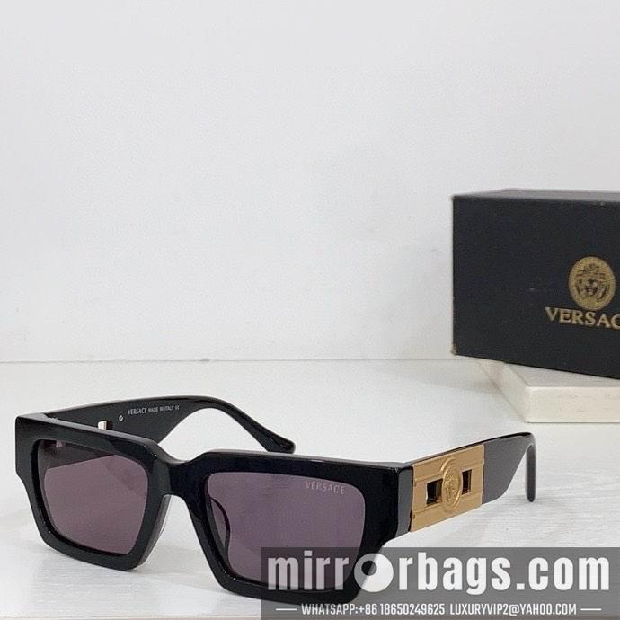Versace Glaases smx171