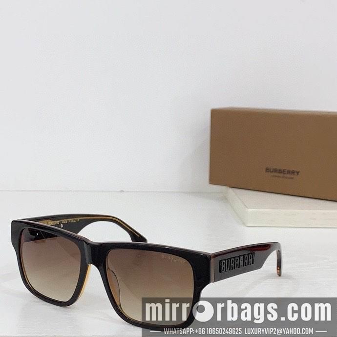 Burberry Glasses smx75