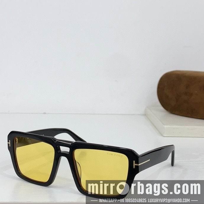 Tom Ford Glasses smx151