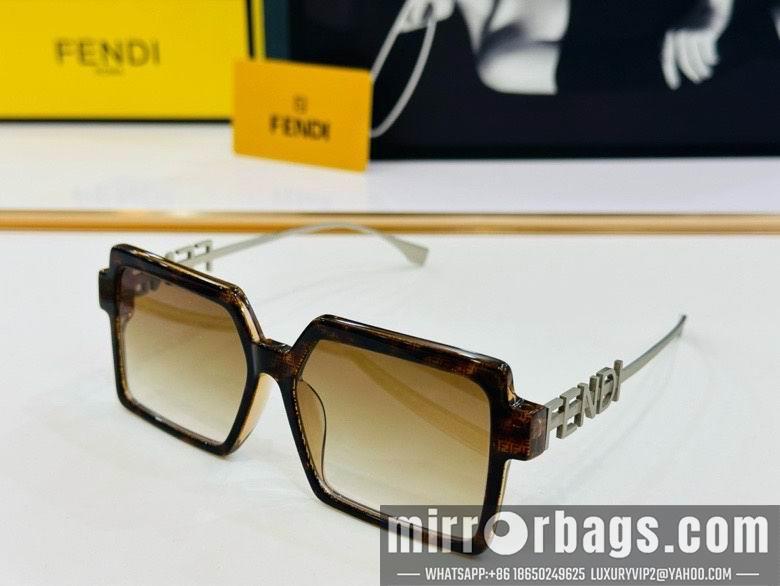 Fendi Glasses smx114