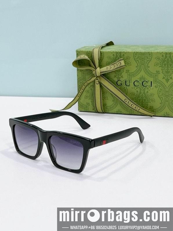 Gucci Glasses smx219