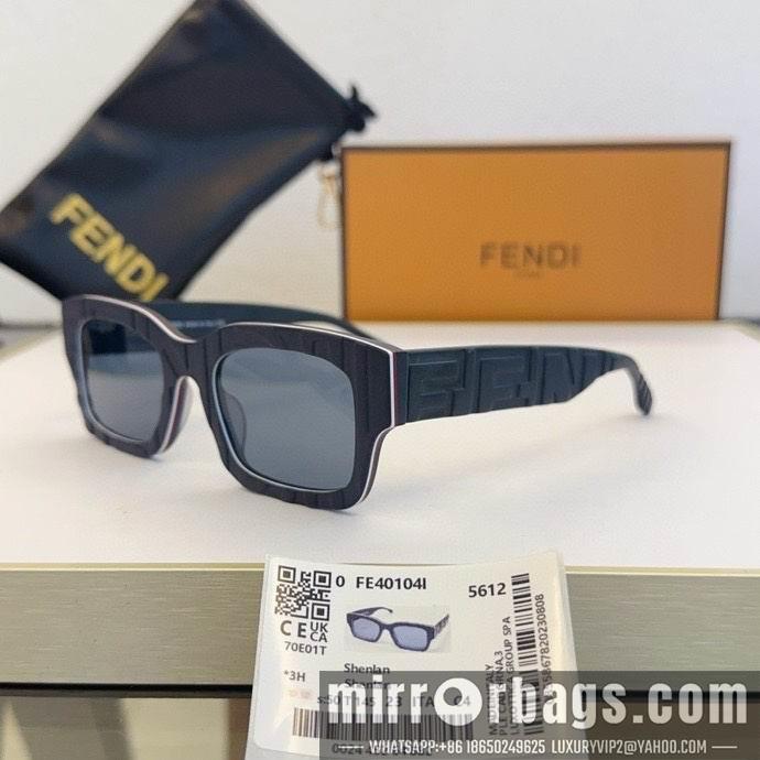 Fendi Glasses smx170