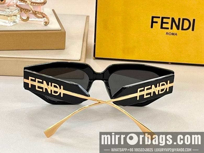 Fendi Glasses smx66