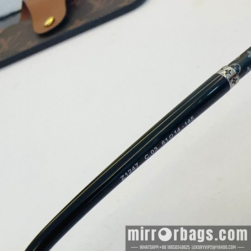 LV Glasses smx159