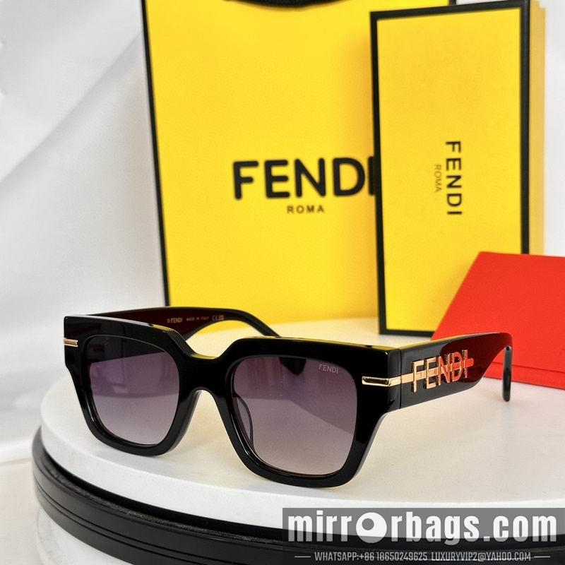 Fendi Glasses smh55