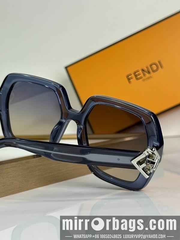 Fendi Glasses smh86