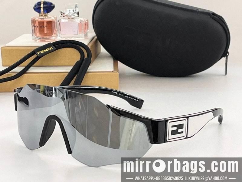 Fendi Glasses smx95