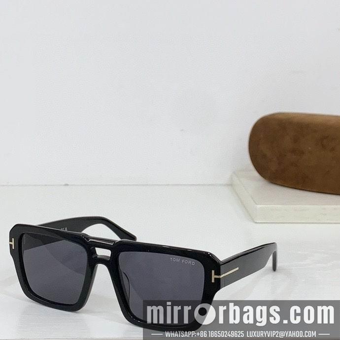 Tom Ford Glasses smx151