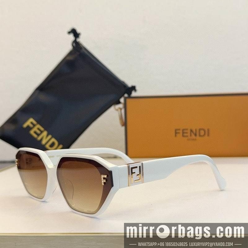 Fendi Glasses smx141