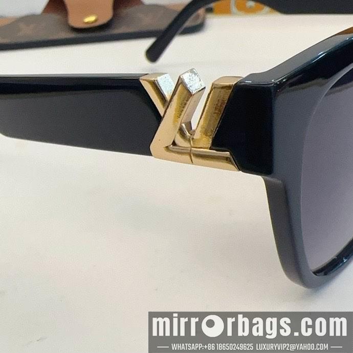 LV Glasses smx145