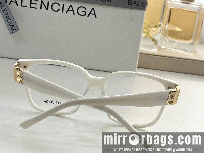 Balenciaga Glasses smx57