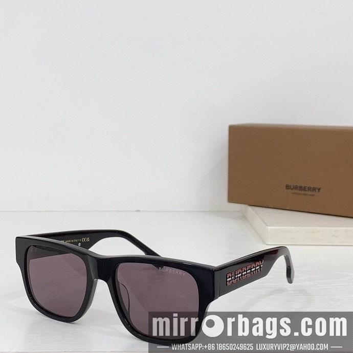 Burberry Glasses smx75