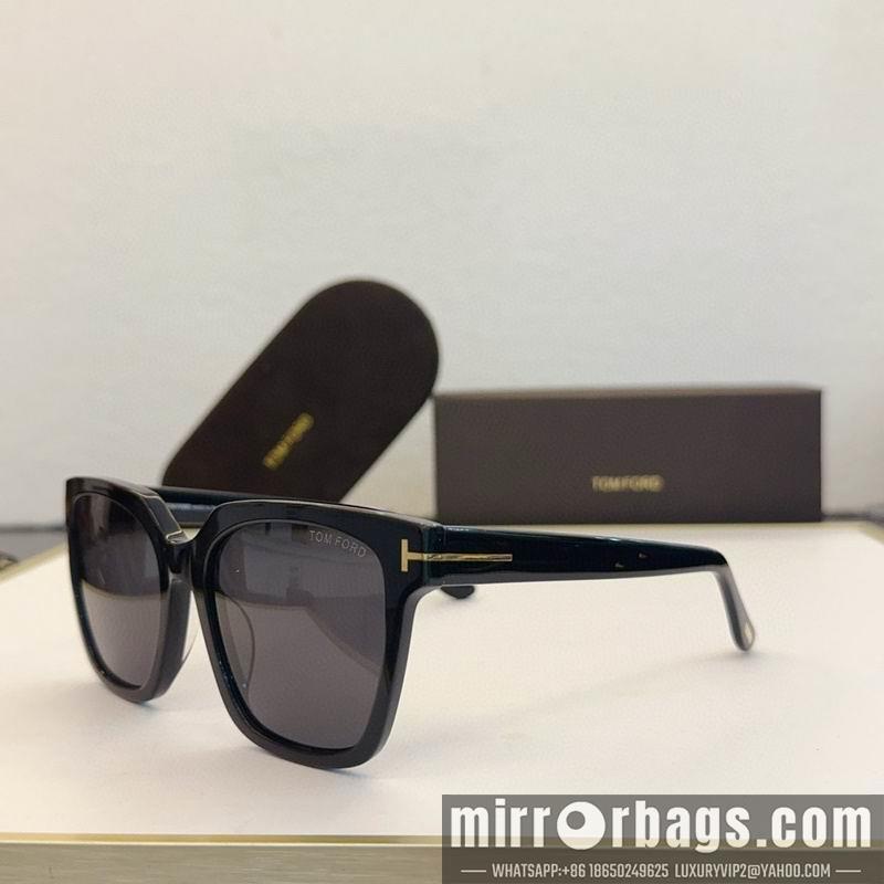 Tom Ford Glasses smx144