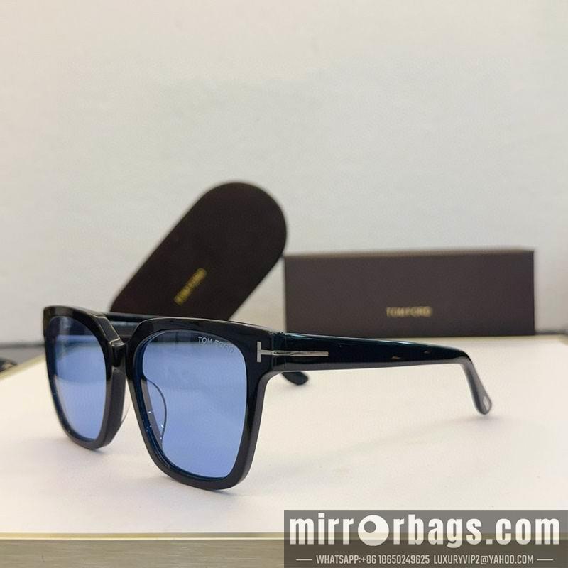 Tom Ford Glasses smx144