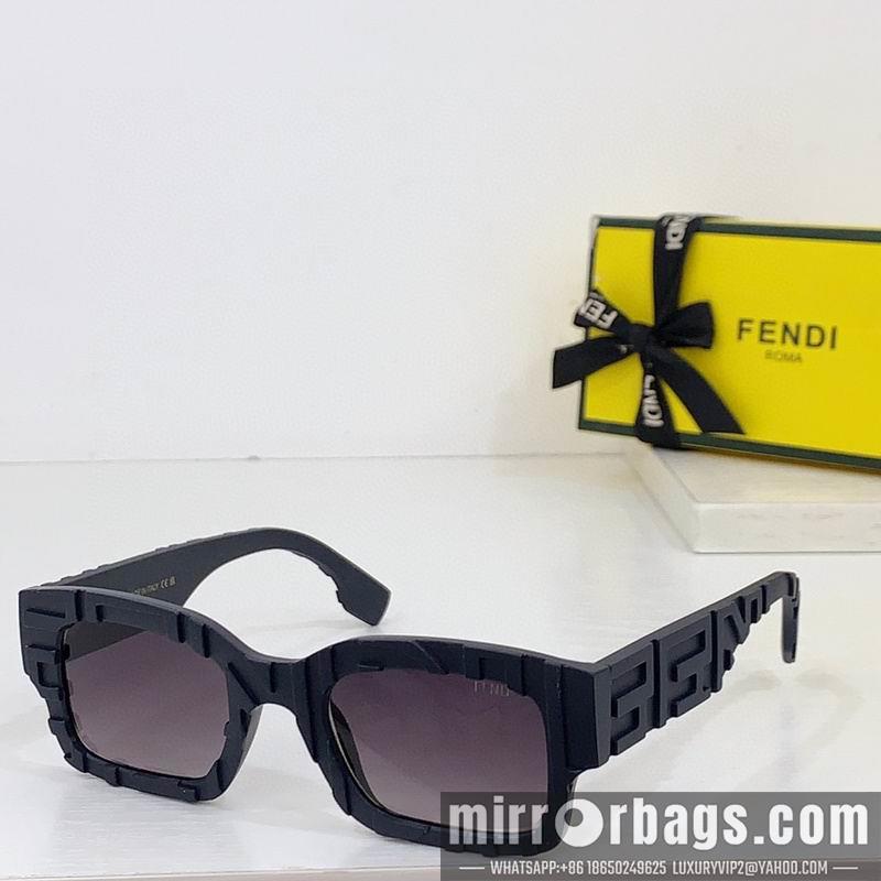 Fendi Glasses smh30