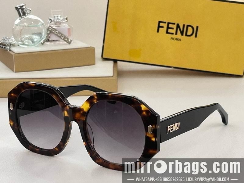 Fendi Glasses smx90