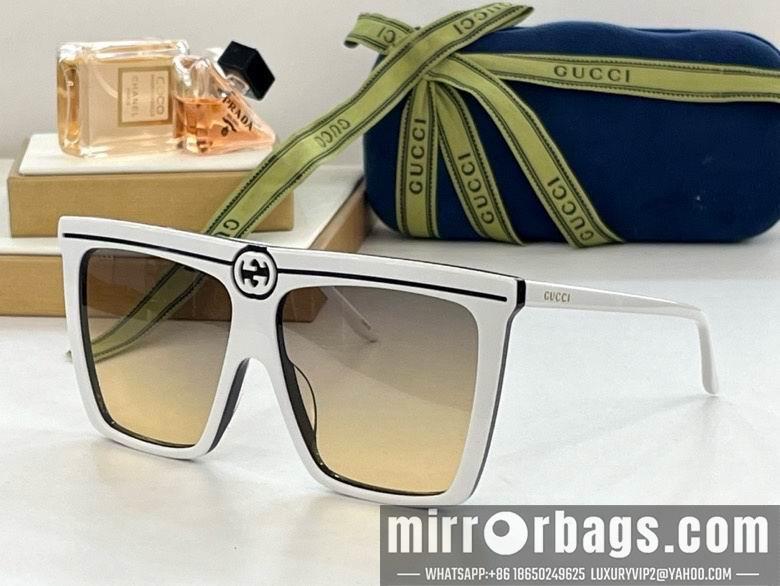 Gucci Glasses smx214