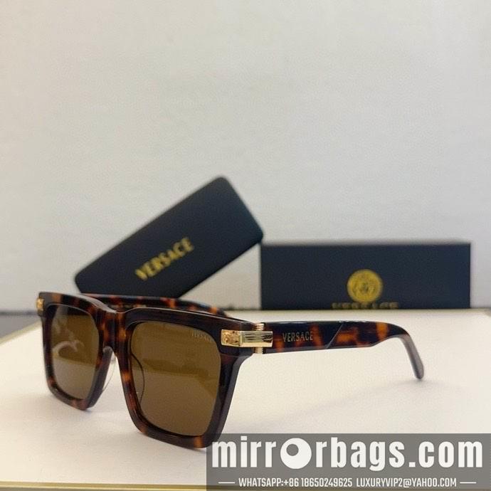 Versace Glaases smx183