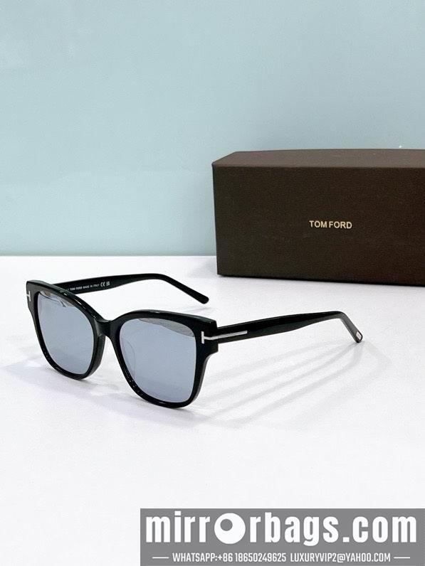 Tom Ford Glasses smx157