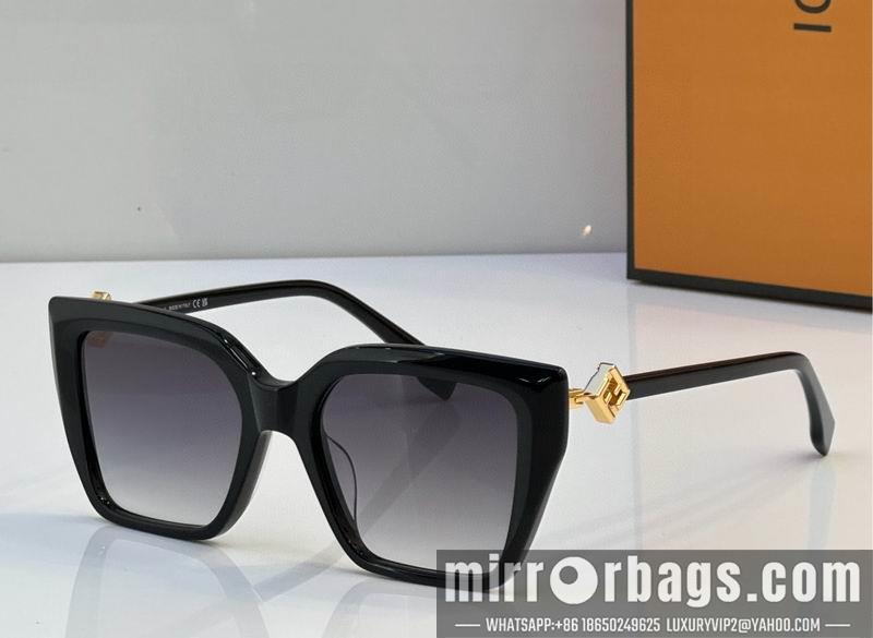 LV Glasses smh100