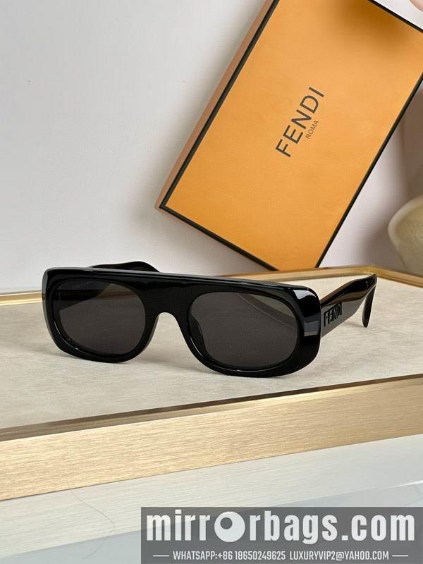 Fendi Glasses smh92