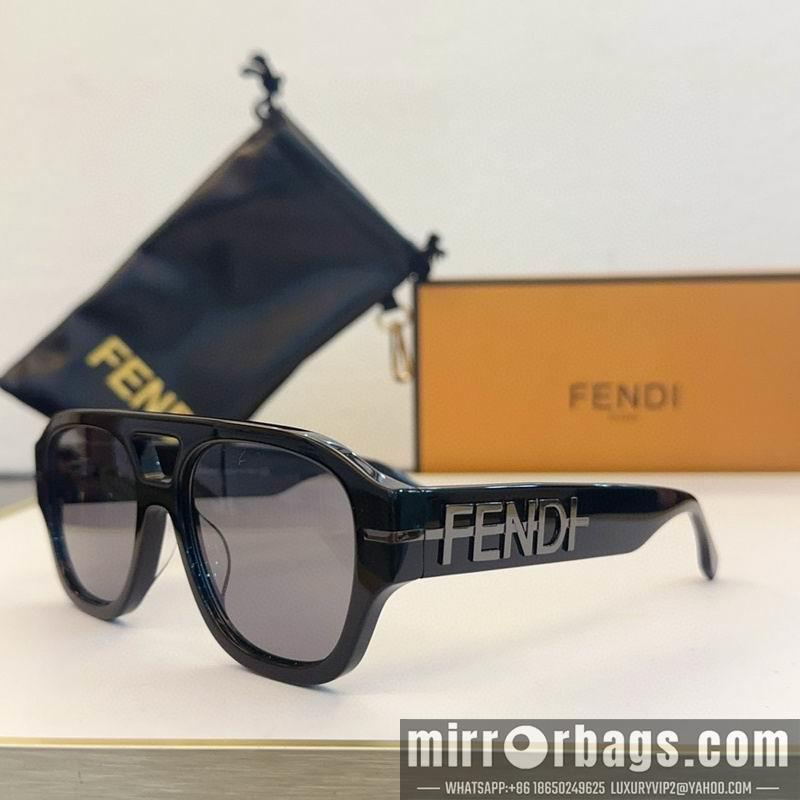 Fendi Glasses smx152