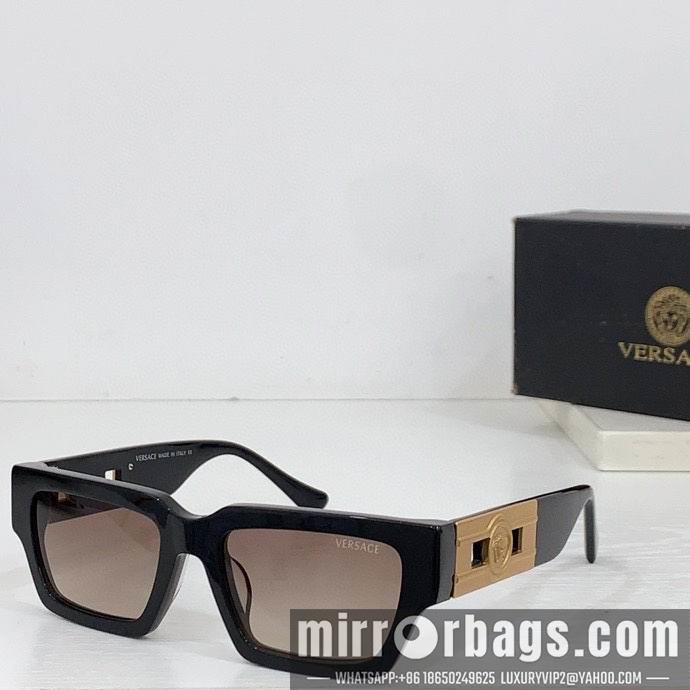 Versace Glaases smx171